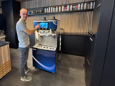 Stefan Beauveser werkt als senior servicecoordinator bij Nissei Softijsmachines