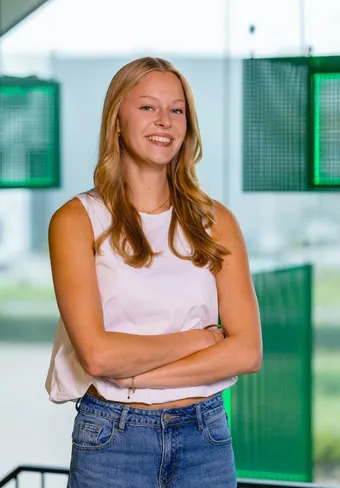 Nina Kooloos Nina Kooloos, marketing stagiaire bij Profield