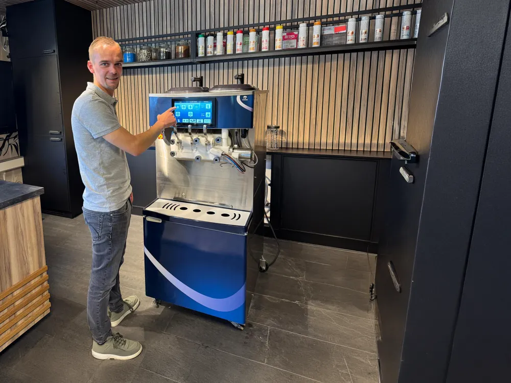 Stefan vond via Profield zijn beste baan ooit als Servicecoördinator Stefan Beauveser werkt als senior servicecoordinator bij Nissei Softijsmachines